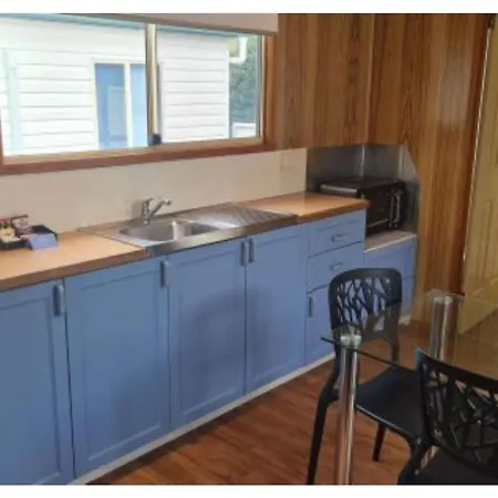 Discovery Parks - Mornington Hobart Room photo
